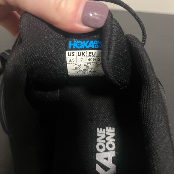 Hoka Bondi 7  Women’s Running Shoes - Black/White - Picture 5 of 5